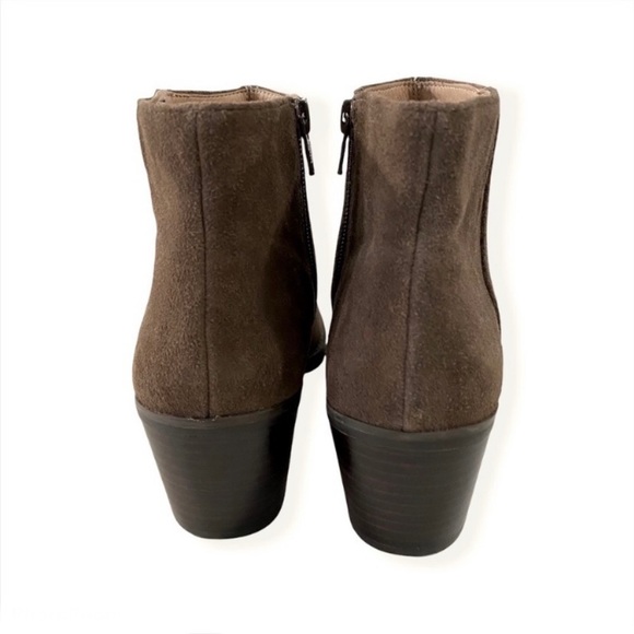 Lands End Chelsea Ankle Boots Sz 7.5 Brown Suede - Picture 7 of 15